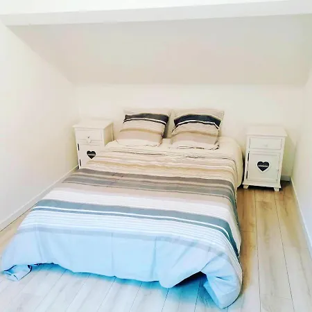 Maison De Charme A Avec Jardin Paisible *